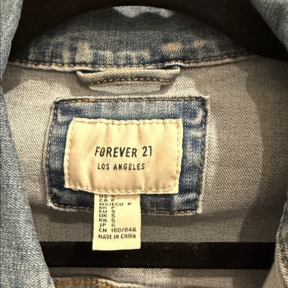 Forever 21 Light Blue Jean Jacket with Brass Accents - Picture 3 of 7